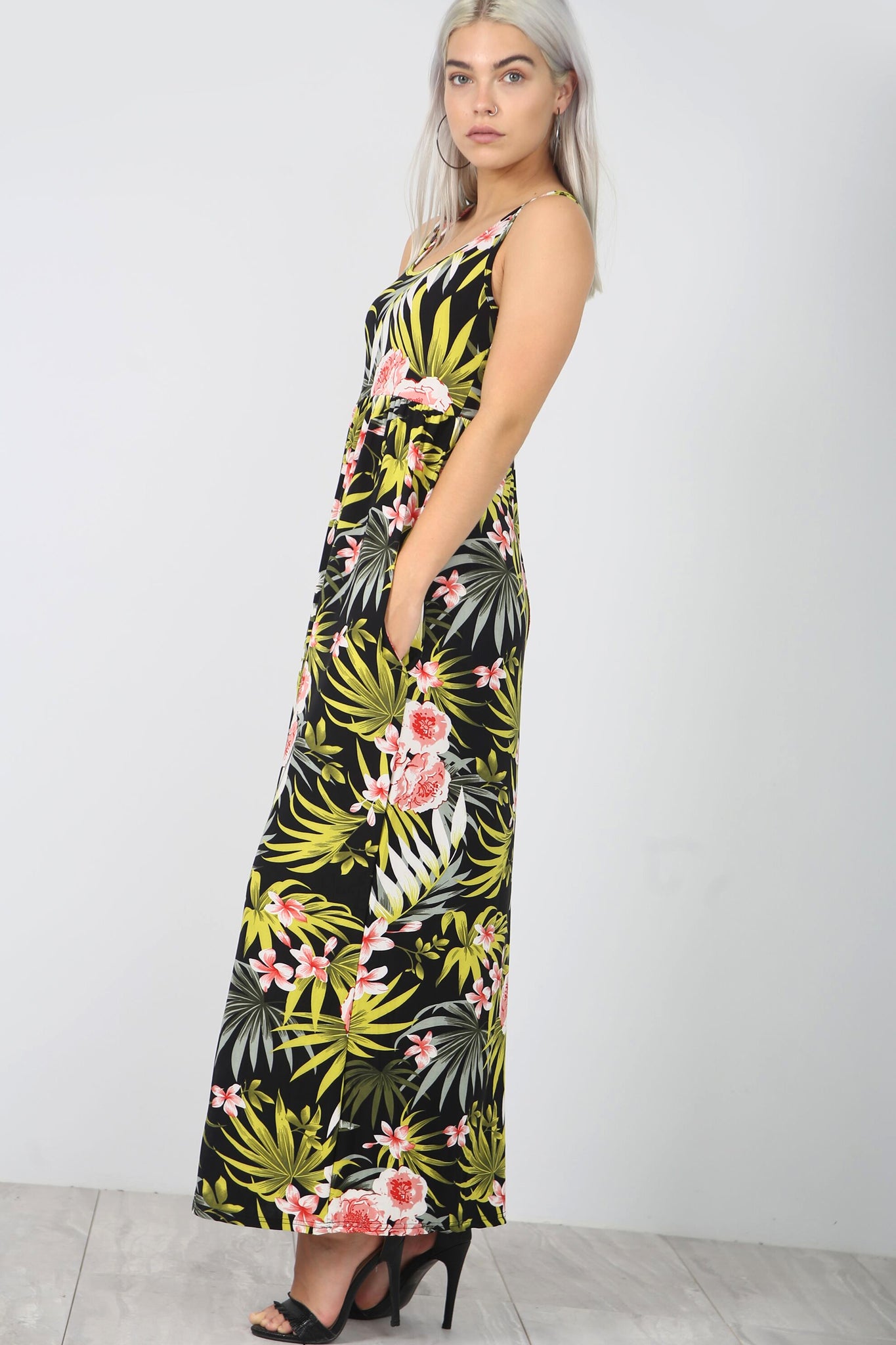 Sleeveless Racer Back Tropical Print Maxi Dress - bejealous-com