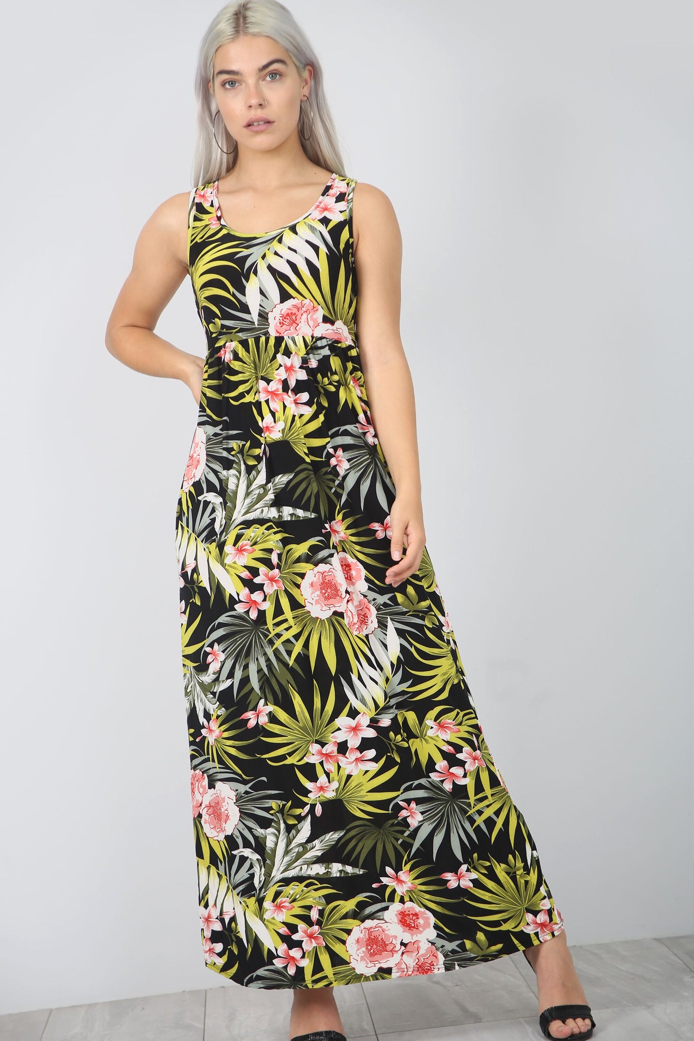Sleeveless Racer Back Tropical Print Maxi Dress - bejealous-com