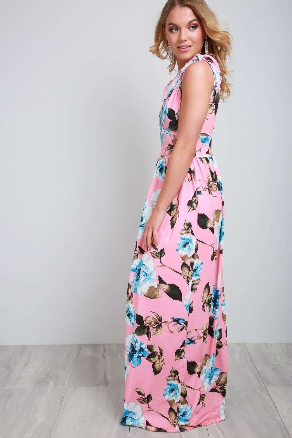 Robyn Plunge Neck Red Floral Maxi Dress - bejealous-com