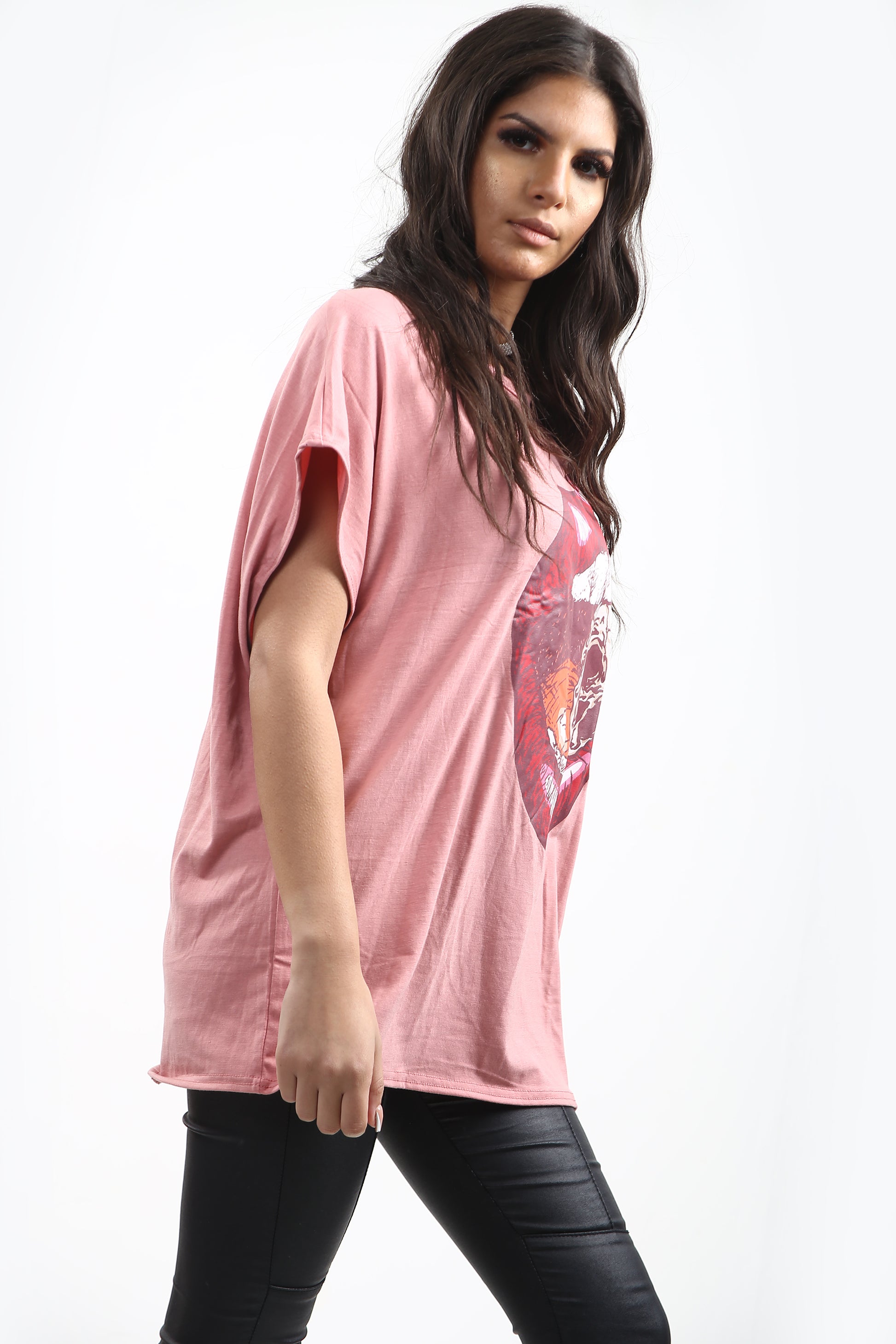 Freya Oversized Bitting Lips Skull Head T Shirt