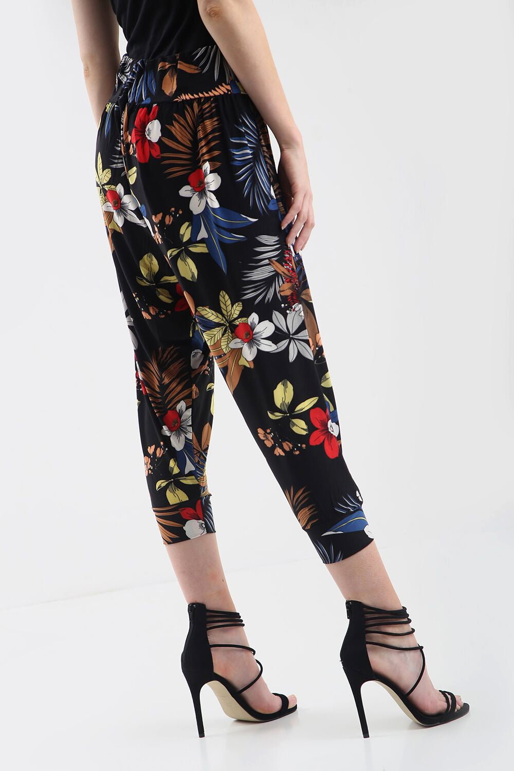 High Waist Red Floral Print Cuffed Leg Trousers - bejealous-com