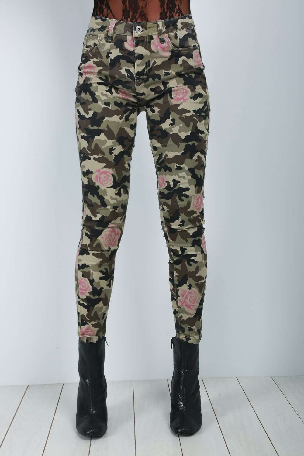 Esme Floral Camo Print Skinny Jeans - bejealous-com
