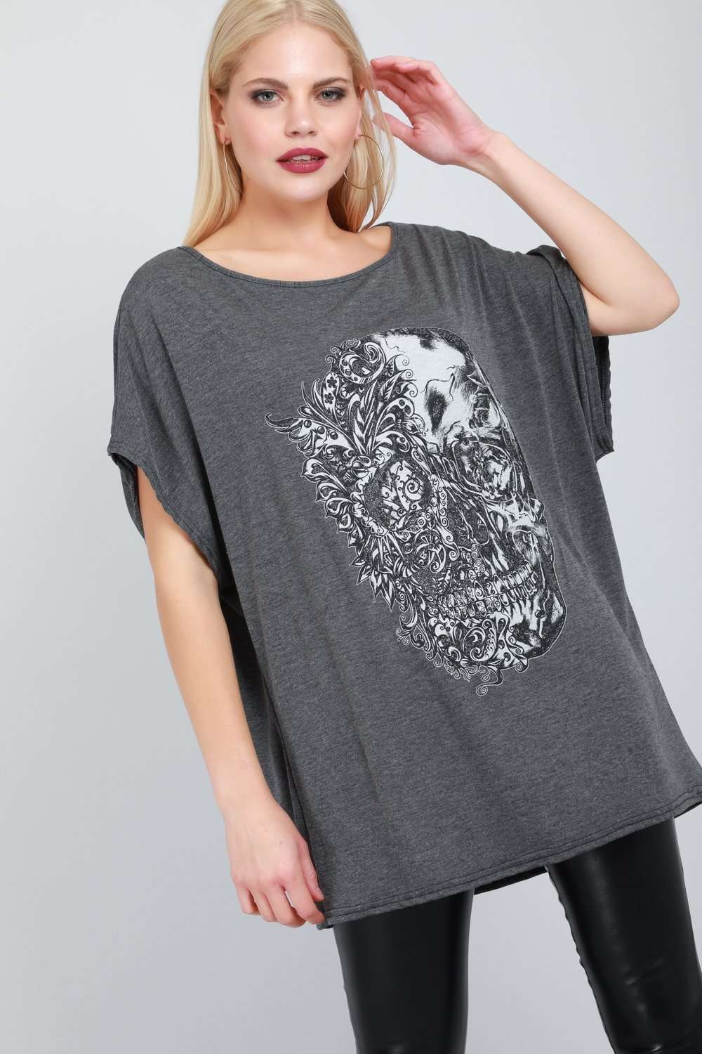Oversized Skull Print Bat Wing Tshirt - bejealous-com