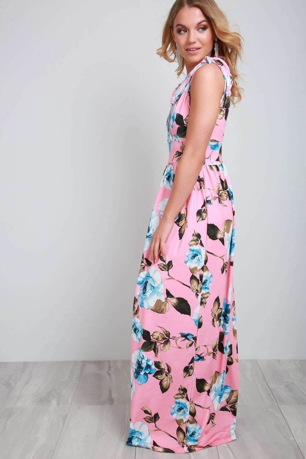Robyn Plunge Neck Floral Maxi Dress - bejealous-com